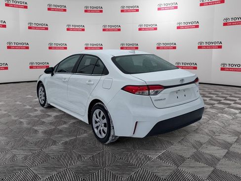 Certified 2024 Toyota Corolla LE image 3
