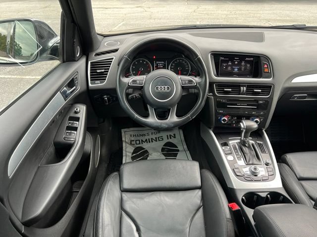 Used 2017 Audi Q5 2.0T Premium Plus w/ Technology Package AWD/4WD image 28