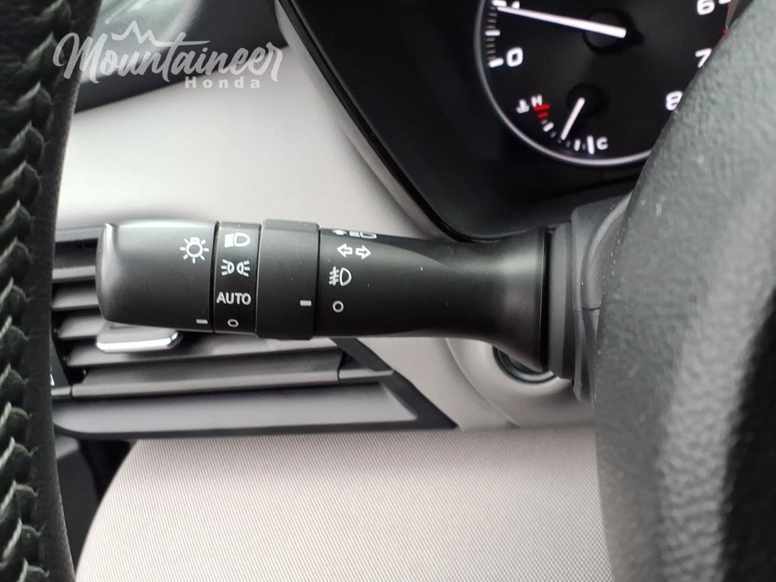 Used 2024 Subaru Legacy Premium AWD/4WD image 32