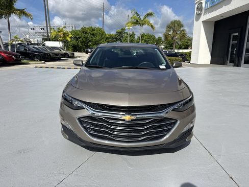 Used 2024 Chevrolet Malibu LT FWD image 8