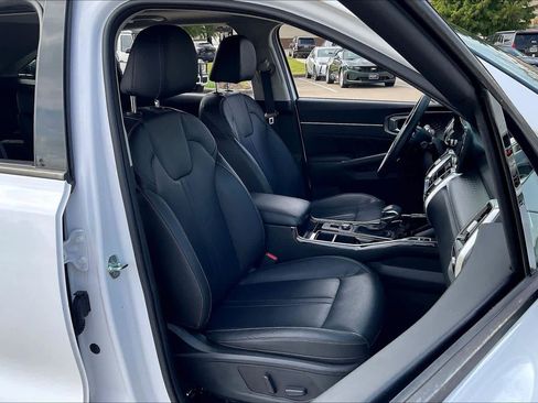 Used 2022 Kia Sorento SX image 7