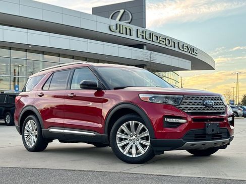 Used 2023 Ford Explorer Limited w/ Equipment Group 301A image 2