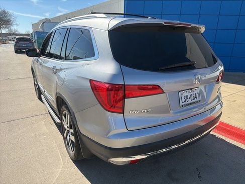 Used 2016 Honda Pilot Elite image 7