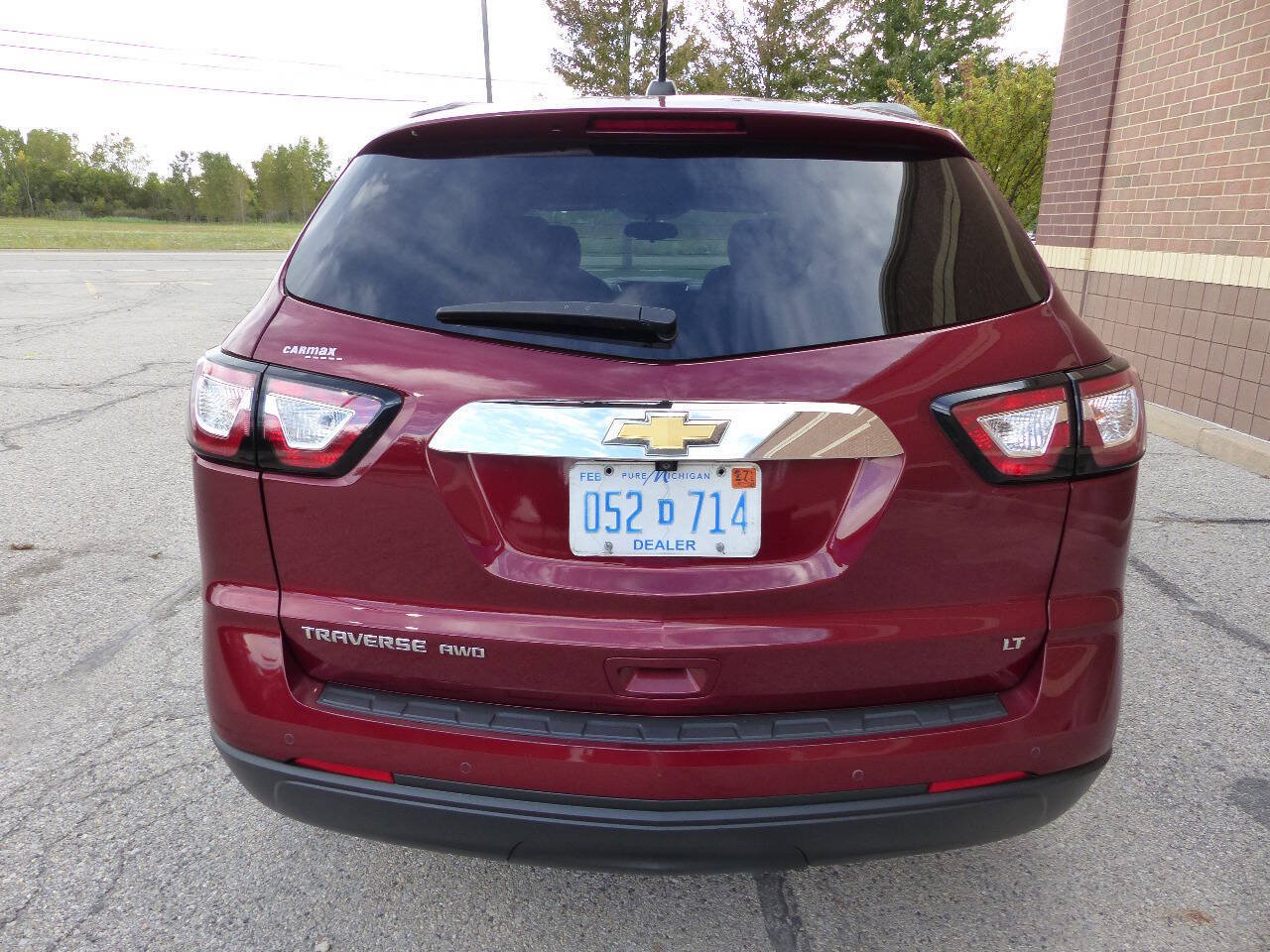 Used 2017 Chevrolet Traverse LT w/ Style and Technology Package AWD/4WD image 8