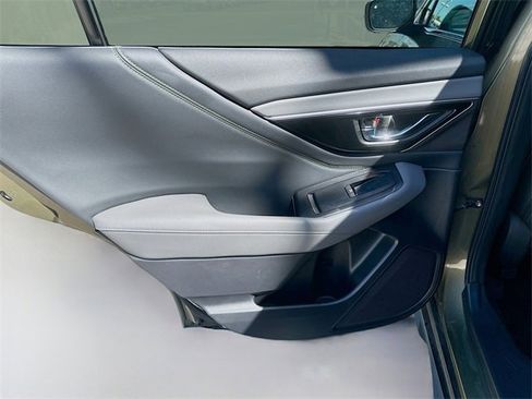 Used 2021 Subaru Outback Onyx Edition XT image 23