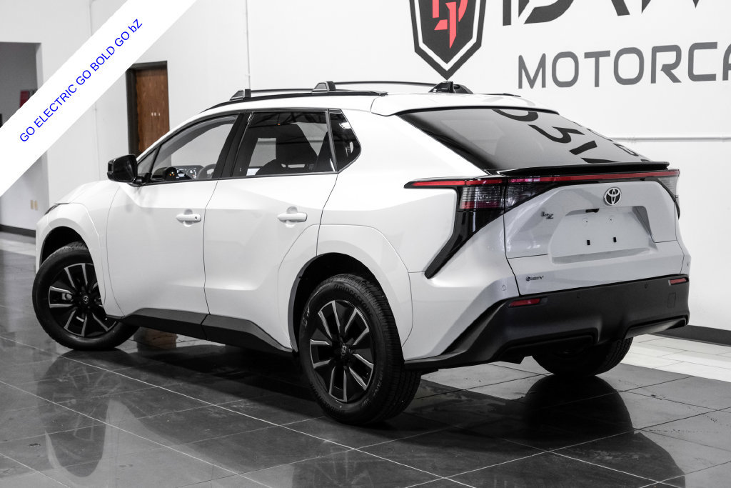 Used 2026 Toyota bZ FWD image 9