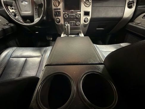 Used 2015 Ford Expedition EL XLT w/ Equipment Group 202A image 15