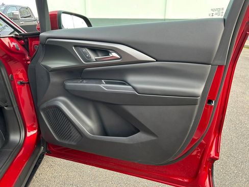 New 2026 Chevrolet Equinox EV LT image 25