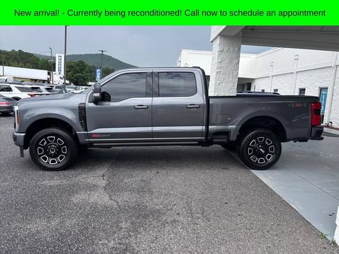 Used 2025 Ford F250 Platinum AWD/4WD image 24