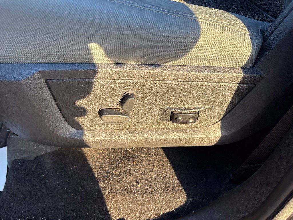 Used 2017 RAM 1500 Big Horn AWD/4WD image 18