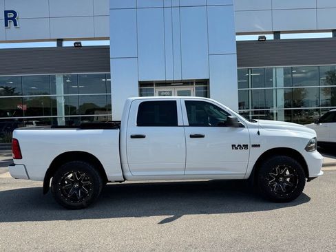 Used 2016 RAM 1500 Express w/ Popular Equipment Group AWD/4WD image 36