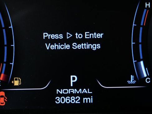 Used 2021 Maserati Ghibli S image 9