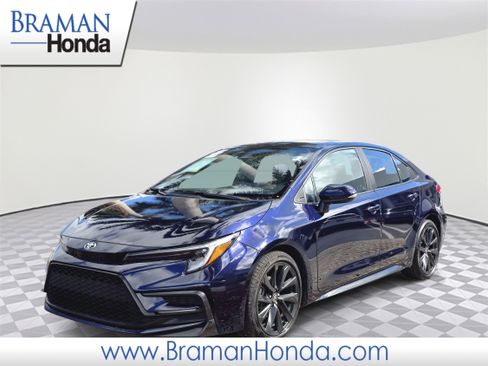 Used 2023 Toyota Corolla XSE image 1