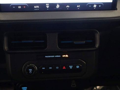 Certified 2025 Ford Maverick Lobo AWD/4WD image 21