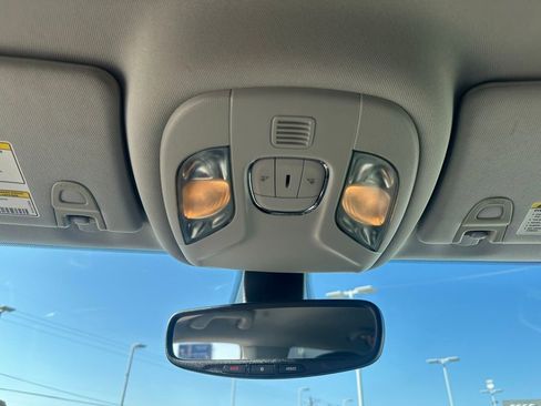 Used 2019 Jeep Compass High Altitude image 16