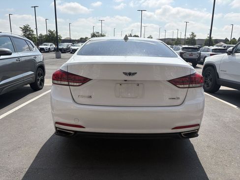 Used 2015 Hyundai Genesis 3.8 AWD/4WD image 4