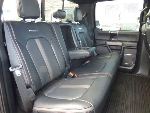 Used 2022 Ford F350 Platinum w/ Tremor Off-Road Package image 17