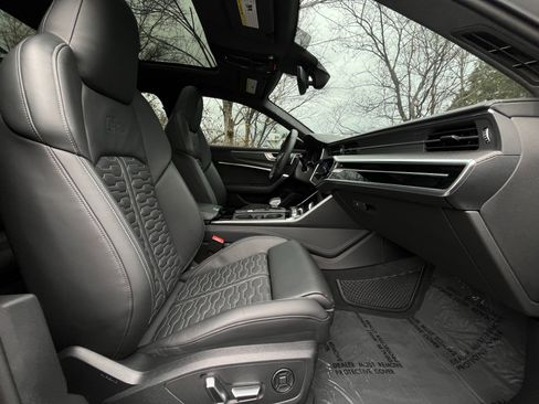 Used 2025 Audi RS 6 performance image 17
