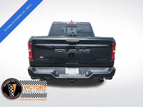 New 2026 RAM 1500 4x4 Crew Cab image 32