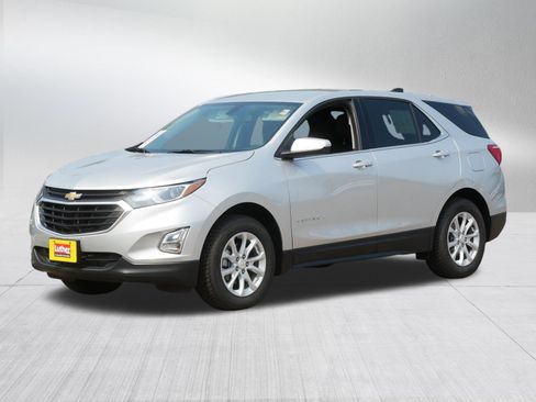 Used 2018 Chevrolet Equinox LT AWD/4WD image 3