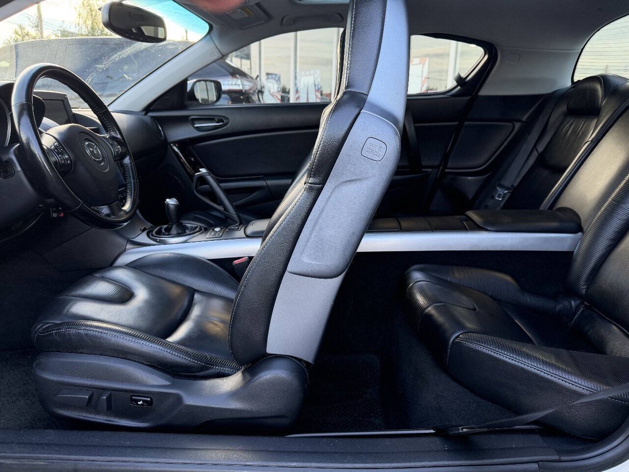 Used 2004 MAZDA RX-8 w/ MT Grand Touring Pkg RWD image 23