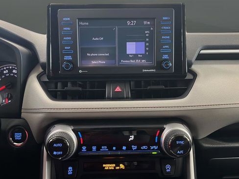 Used 2020 Toyota RAV4 XLE w/ All Weather Liner Package AWD/4WD image 12