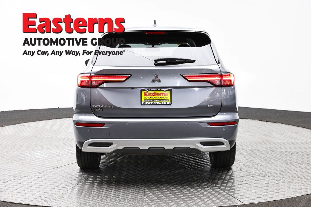 Used 2024 Mitsubishi Outlander SE FWD image 8