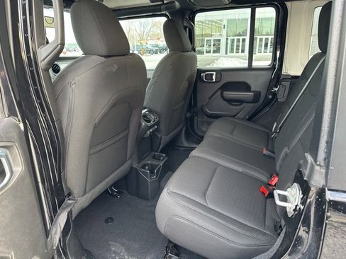 Used 2023 Jeep Wrangler Sport S image 30