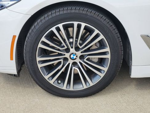 Used 2017 BMW 530i image 10