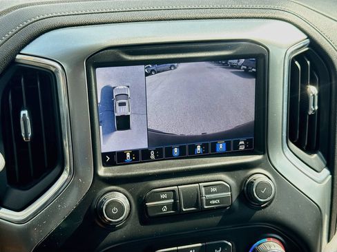 Used 2020 Chevrolet Silverado 1500 LTZ w/ LTZ Plus Package AWD/4WD image 15