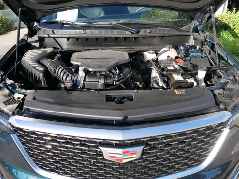 New 2025 Cadillac XT6 Premium Luxury image 28