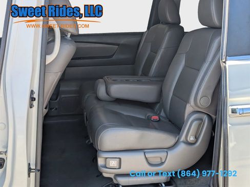 Used 2016 Honda Odyssey EX-L image 11