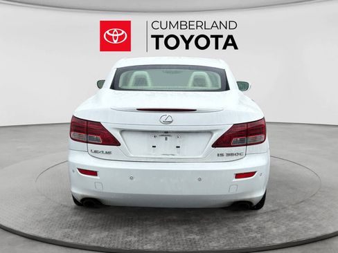 Used 2010 Lexus IS 350C w/ Luxury Pkg RWD image 4