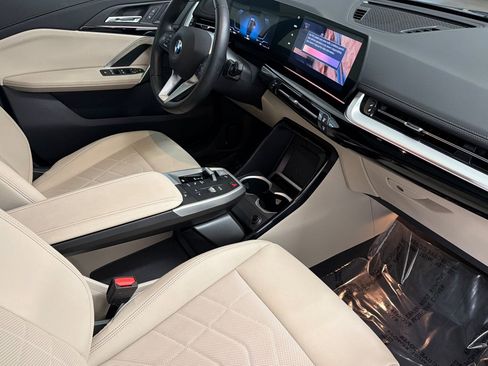 Used 2025 BMW X1 xDrive28i w/ Convenience Package image 31