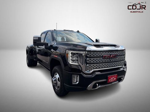 Used 2023 GMC Sierra 3500 Denali w/ Denali Ultimate Package AWD/4WD image 1