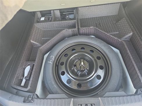 Certified 2024 Ford Edge SEL w/ Convenience Package image 27