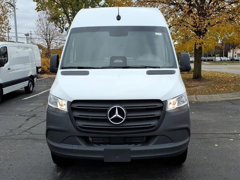 New 2025 Mercedes-Benz Sprinter 2500 image 10