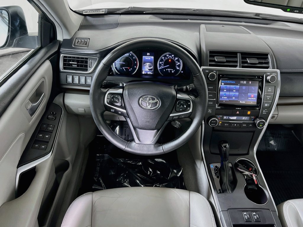 Certified 2017 Toyota Camry XLE w/ Moonroof Package FWD image 20