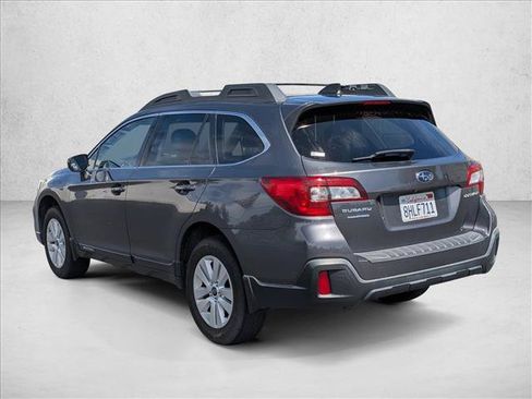 Used 2019 Subaru Outback 2.5i Premium AWD/4WD image 8