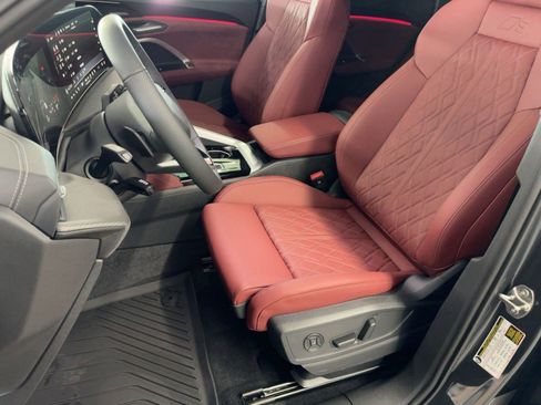 New 2025 Audi SQ5 Premium Plus image 21