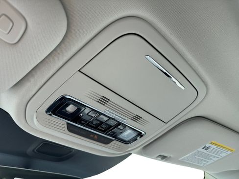 New 2026 Lincoln Aviator AWD image 18