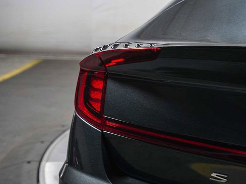 Used 2023 Hyundai Sonata SEL w/ Cargo Package image 13