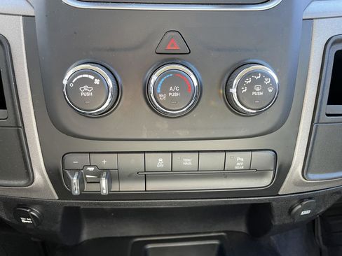 Used 2018 RAM 2500 Tradesman image 22