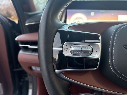 Used 2024 Genesis G90 3.5T image 15