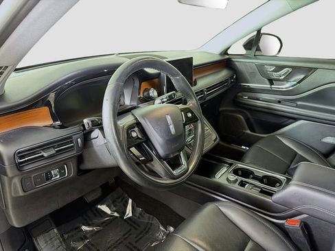 Used 2022 Lincoln Corsair Reserve w/ Sport Package image 9