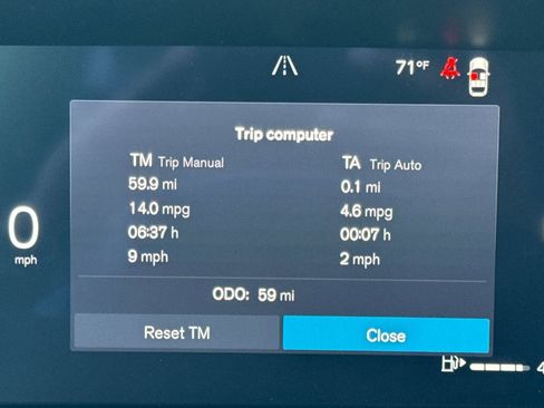 New 2026 Volvo XC60 B5 Core w/ Climate Package PRO AWD/4WD image 30