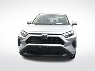 Used 2025 Toyota RAV4 XLE w/ Convenience Package FWD video 2