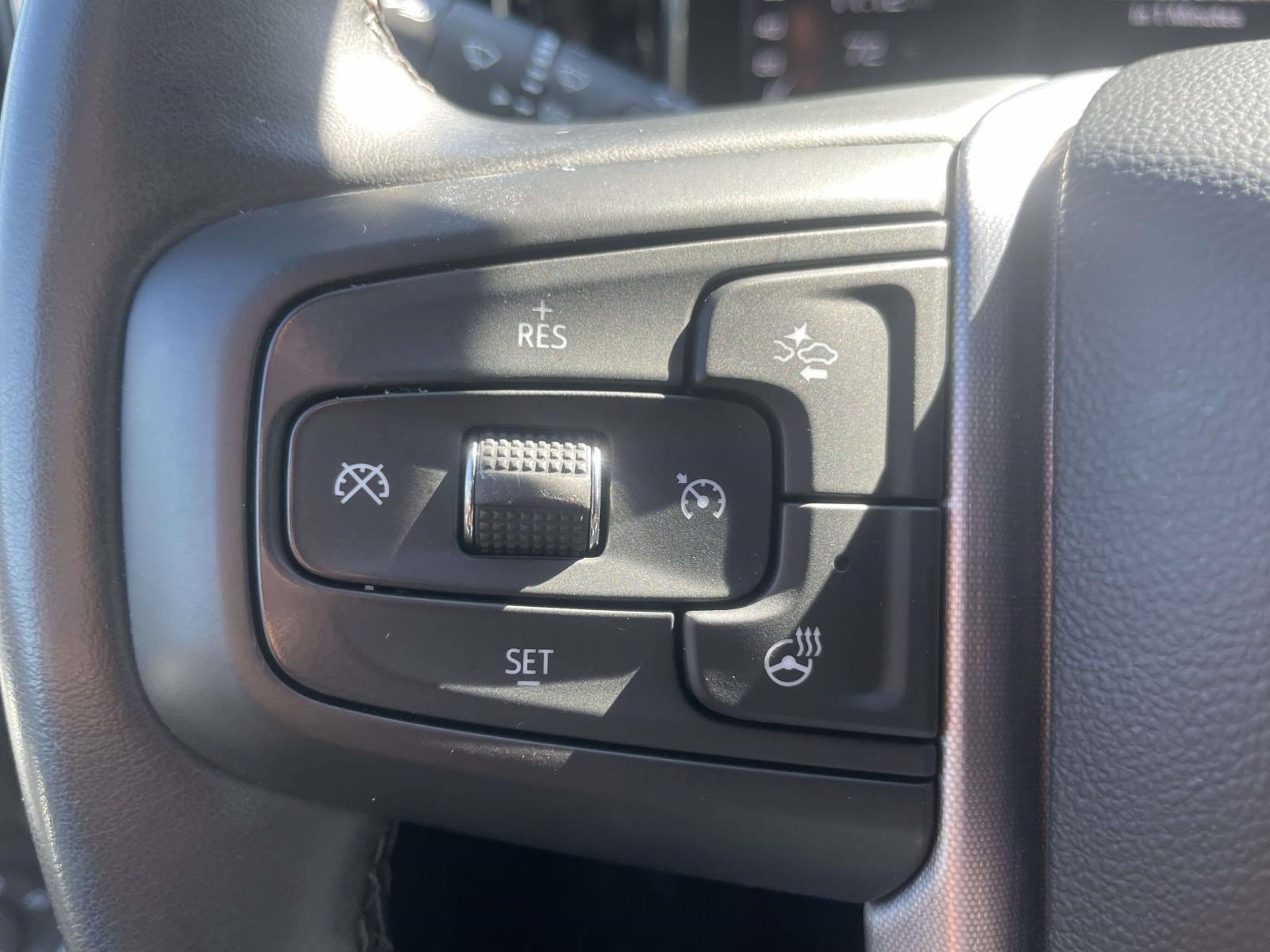 Used 2025 GMC Sierra 1500 SLT RWD image 20