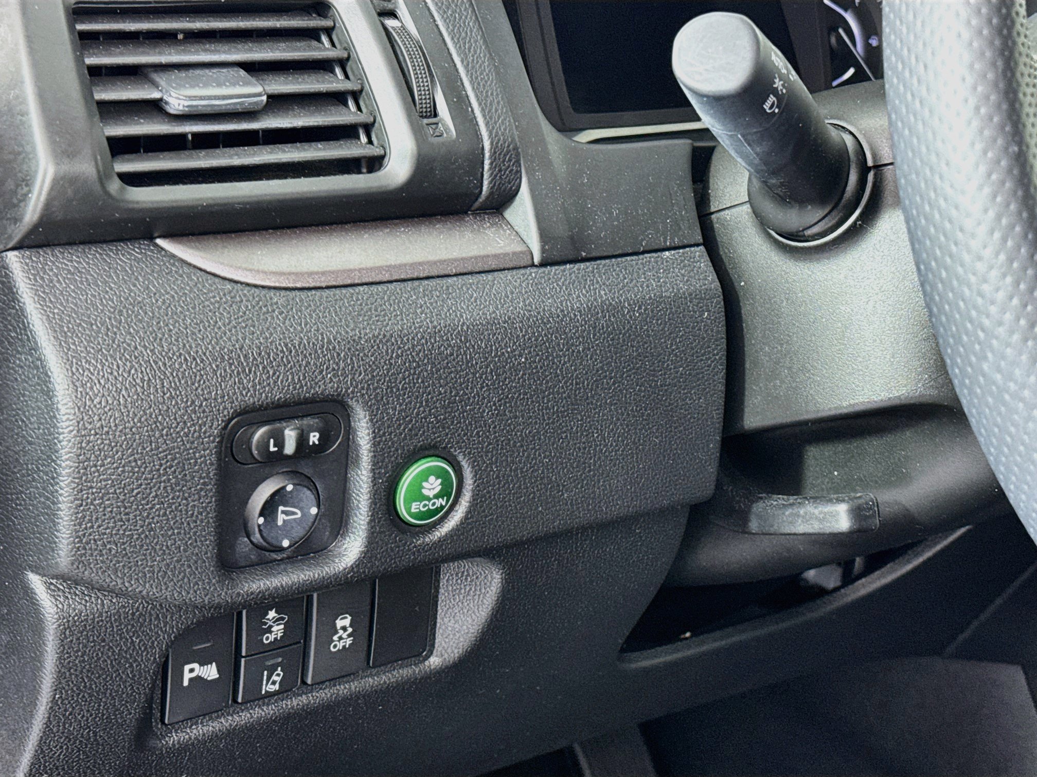 Certified 2025 Honda Passport EX-L image 10
