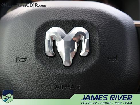 Used 2022 RAM 1500 Limited w/ Body Color Bumper Group AWD/4WD image 27